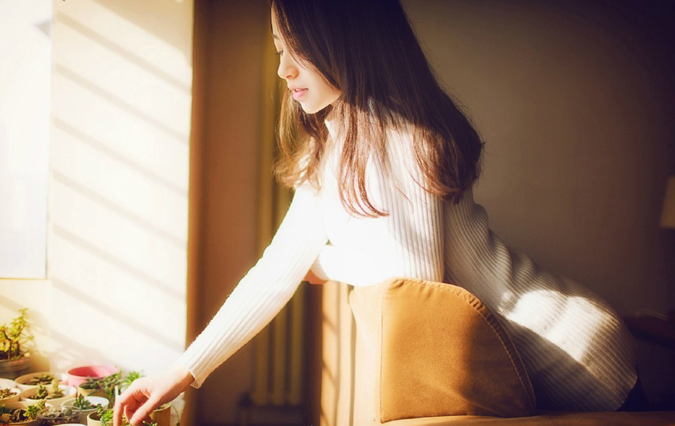“去一趟夫人家，将夫人接回来。”刘璝冷声道。